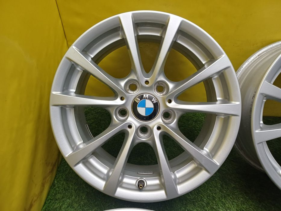 Диски R16 5×120 (Стиль 156) на BMW.