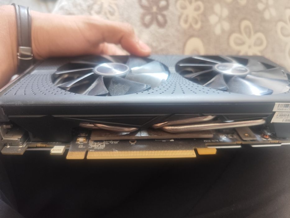 Sapphire RX580 4GB със сменена термопаста