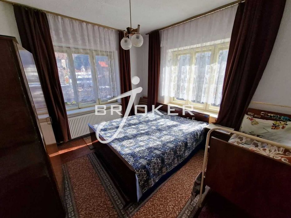 Продава се Къща в с. Смилян, Област Смолян - 309 кв.м за 389 €/кв.м - Снимка #5