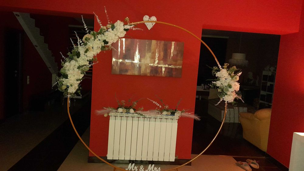 Închiriez sau vând  decorațiuni pentru  Nuntă și alte evenimente
