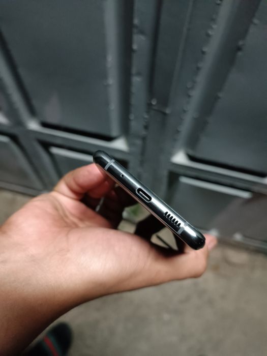 Samsung galaxy s20+ 256gb ideal