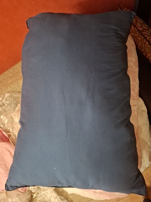 Продам подушку 2000