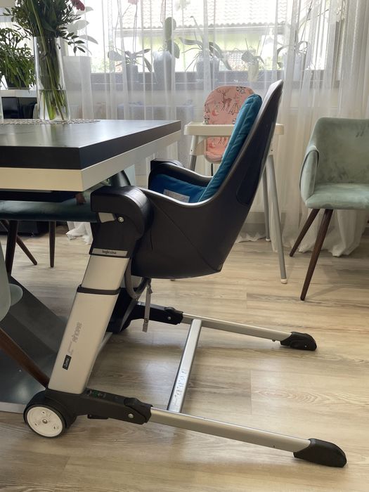 Scaun masa bebe inglesina zuma