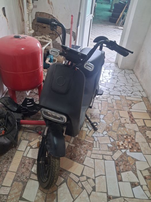 Продам мопед электро