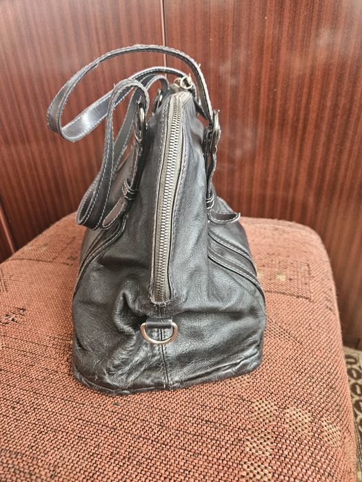 Чавта от естествена кожа Pineider