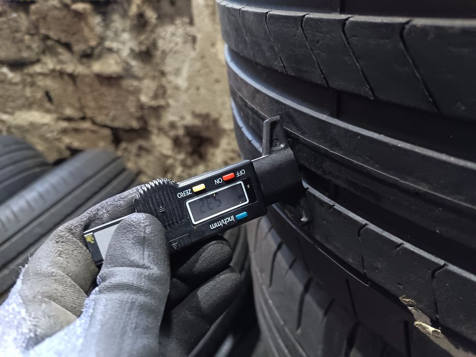 Anvelope vara 255 40 20 pirelli 2022 5mm