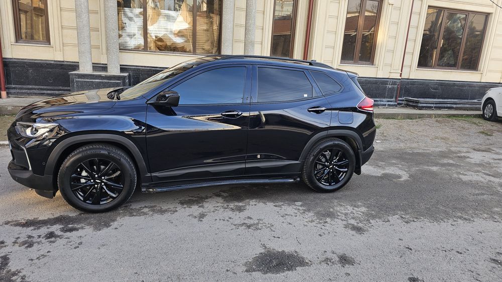 Tracker 2 LTZ+томний синий