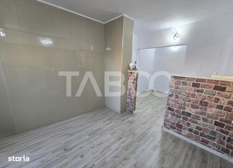Apartament 3 camere decomandat 2 bai balcon Mihai Viteazul Sibiu