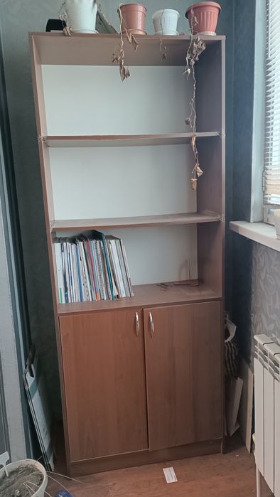 Продам шкафы, стеллажи