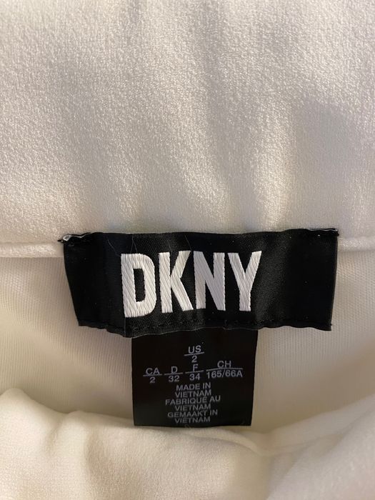 Елегантен панталон DKNY