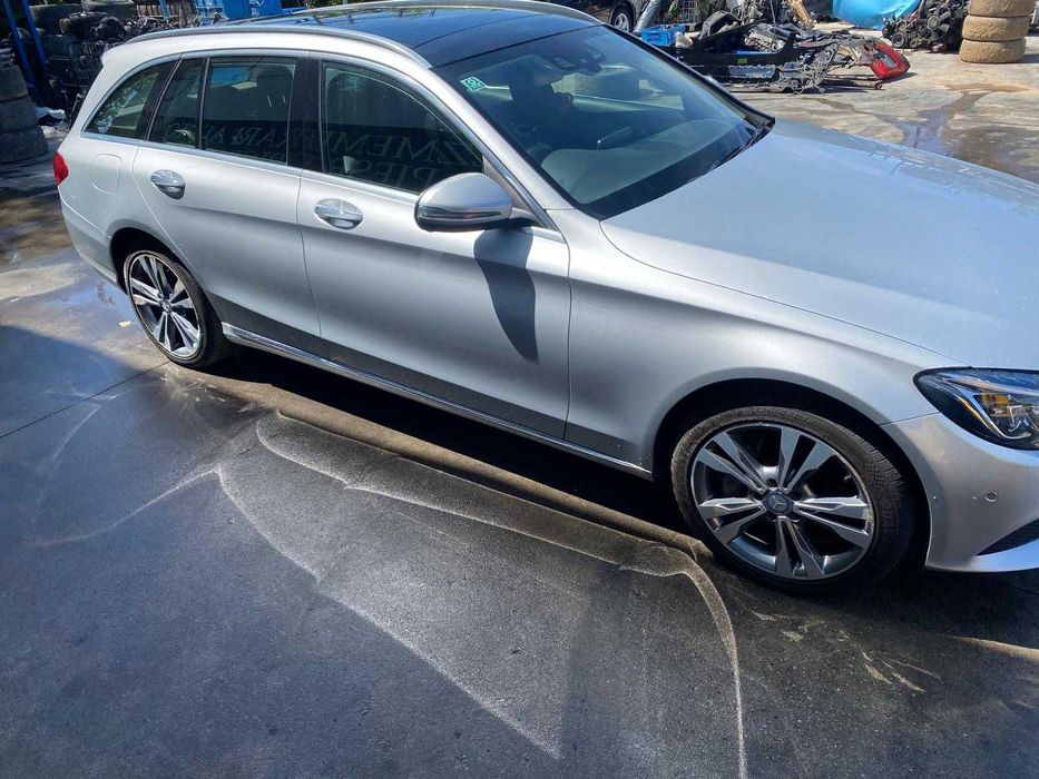 dezmembrez mercedes C 350 hybrid w205