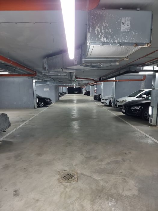 Închiriez 2 locuri de parcare subterane, Şos. Olteniței