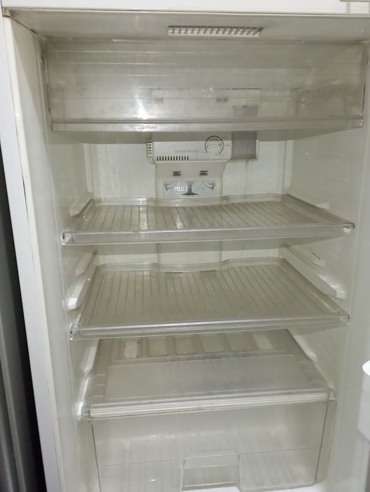 Холодильник Daewoo