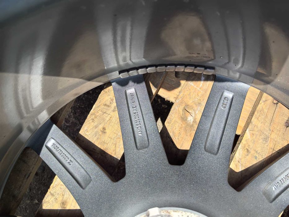 20 цола 5 х 112 мм АУДИ Кю 7 / Ес Кю 7 - 9 Инча ЕТ 33 - Само 1 брой