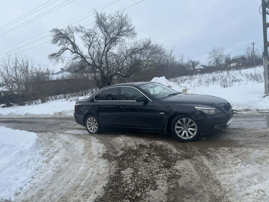 Vând sau dezmembrez