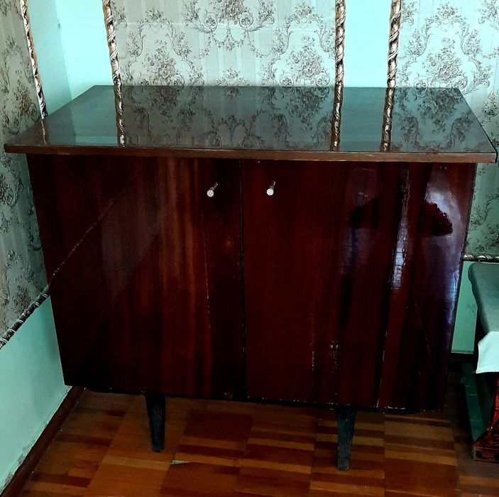 Тумба полированная