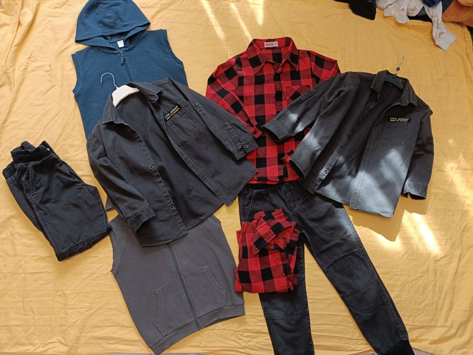 Hăinuțe băieței 104-128