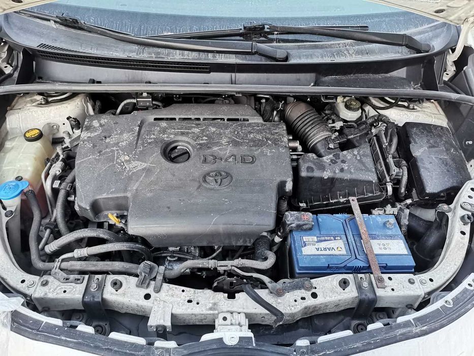 Toyota Verso 2.0 D4D / Тойота Версо 2012 година на части