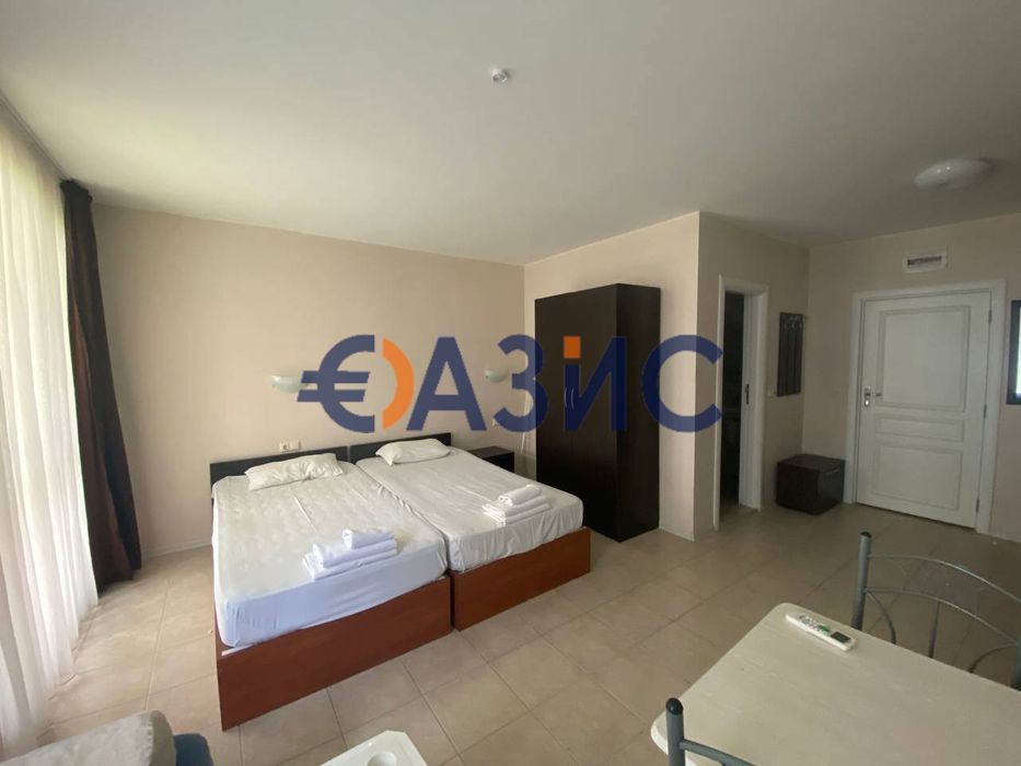 Продава се Едностаен апартамент в к.к. Слънчев бряг - 42 кв.м за 1334 €/кв.м - Снимка #8