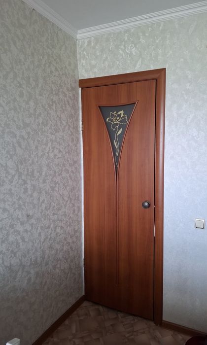 Продам межкомнатные двери