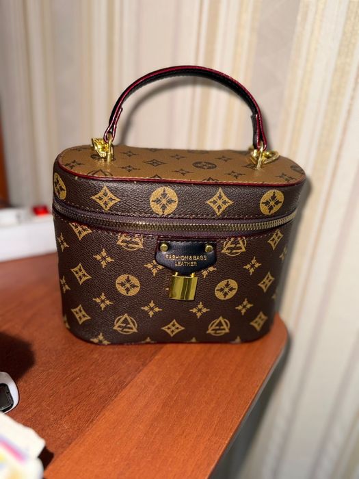 Стильная женская сумка, компактная и удобная