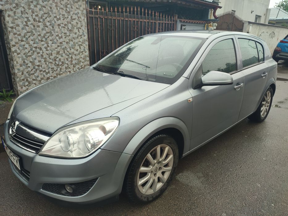 Opel Astra h 2009, 1,6 benzina + gpl , preț 1700 euro negociabil