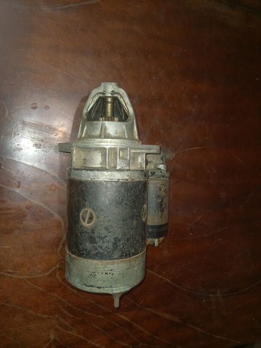 Стартер Bosch на Volvo