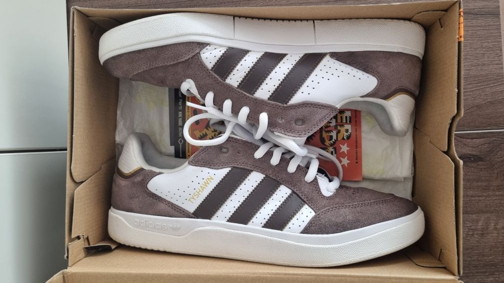 Adidas Tyshawn Pro Model
