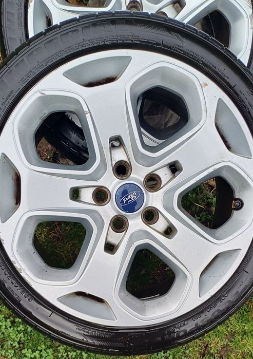 Jante Ford Mondeo pe 18 cu cauciucuri aproape noi.