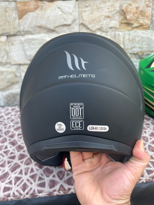 Нова Мото Каска MTHELMETS