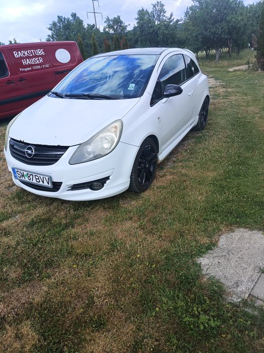 Opel CORSA ediție limitată