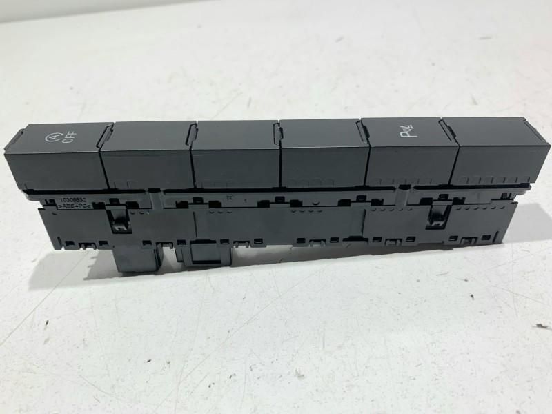 Panou butoane bord Volkswagen Polo VI facelift (2021->) AW 2G6927137L