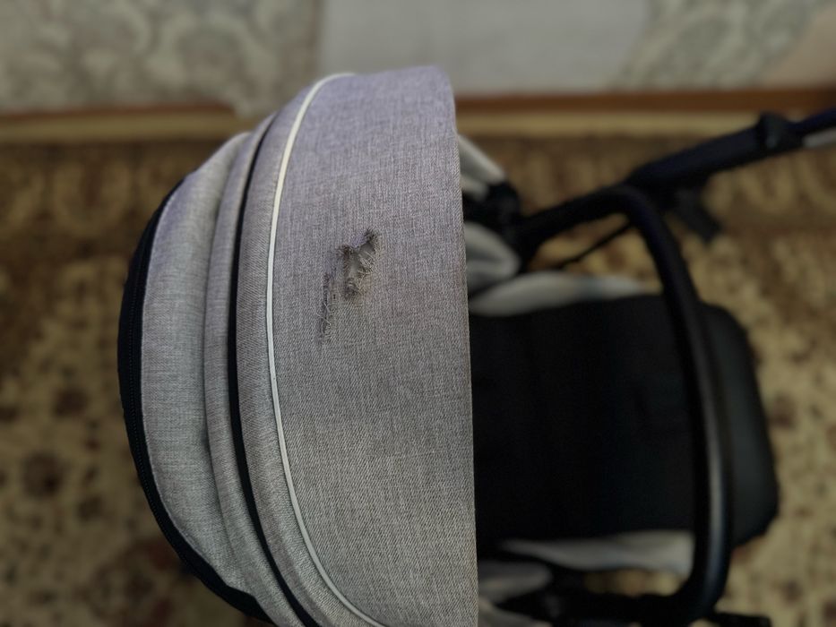 Продам прогулочную коляску