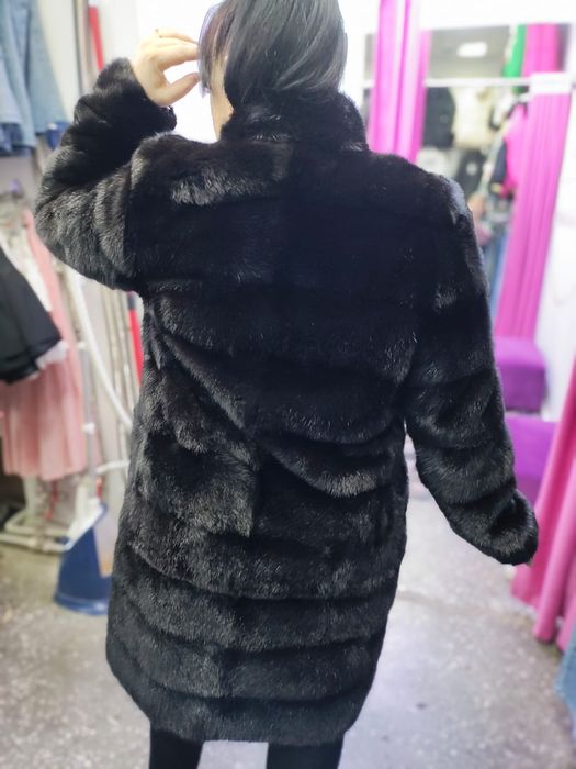 Продам норковую шубу.размер 52