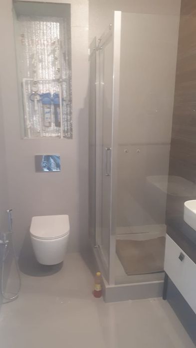 Кафельщик, укладка плитки