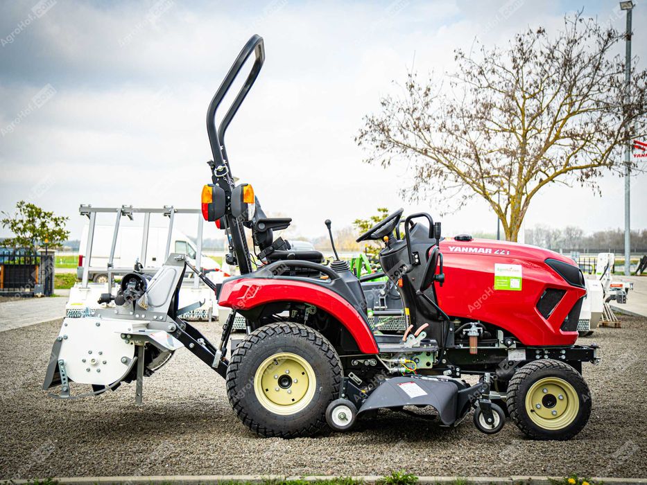 Yanmar Japonez Tractor de 22 CP / Yanmar SA221-R (demo)