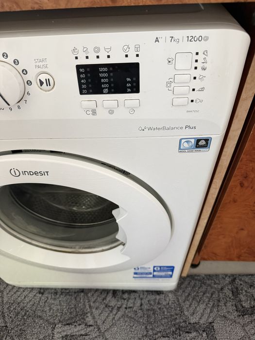 Masina spalat Indesit