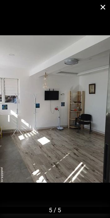 Casa cu spatiu comercial de vanzare