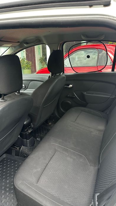 Vand  logan taxi cu licenta