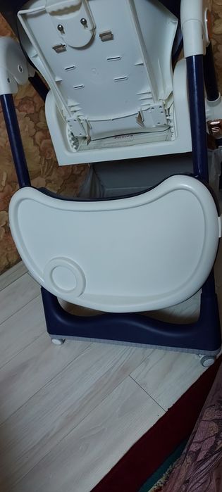 Продам стульчик для кормления