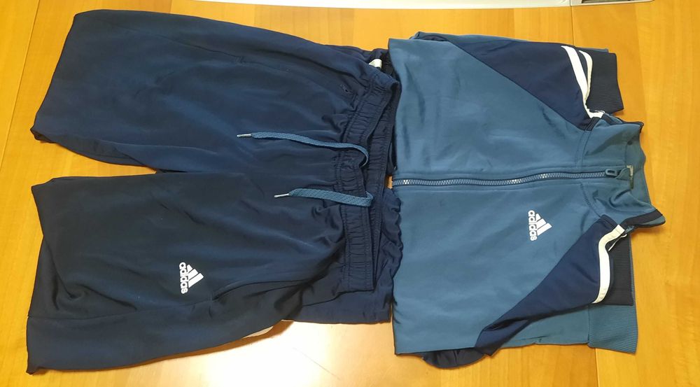 Adidas-Много Запазен