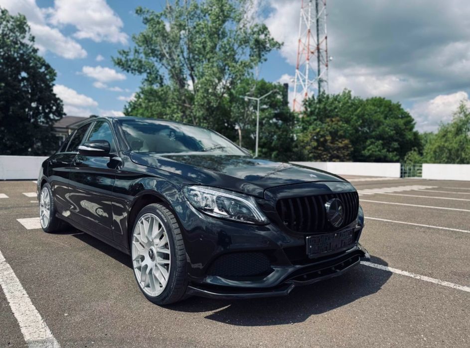 Mercedes Benz C class 220D