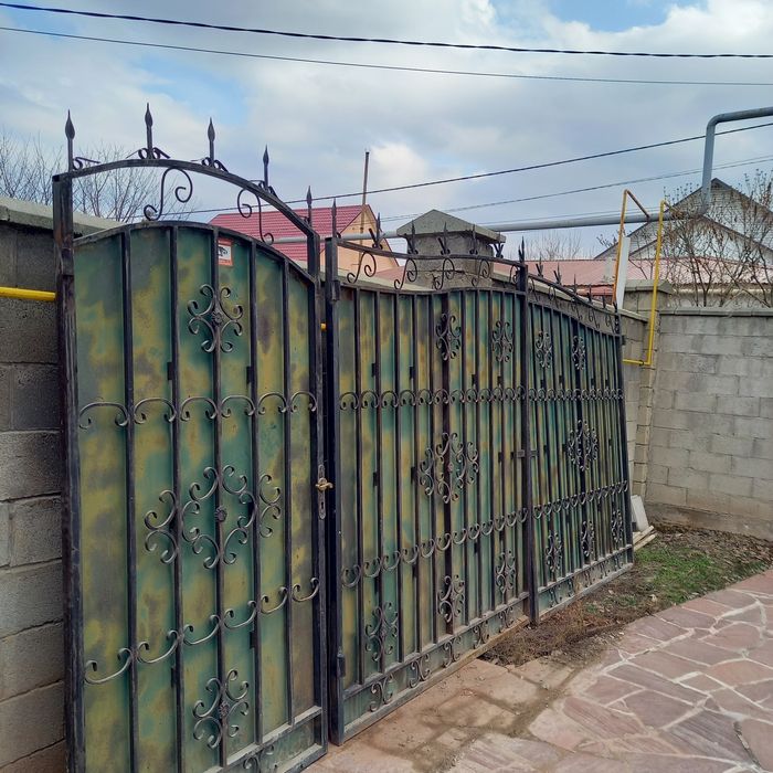 Продам железные ворота