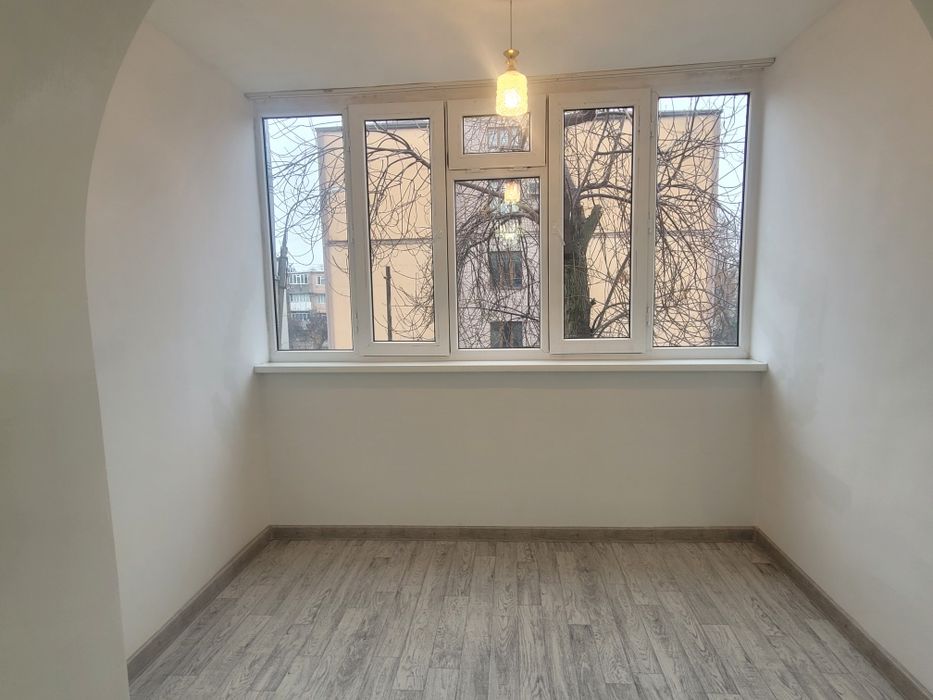 Продается 2х ком квартира 3-этаж (середина) ФРУНЗЕ