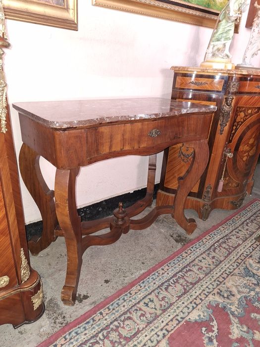 Антикварна конзола с мраморен плот