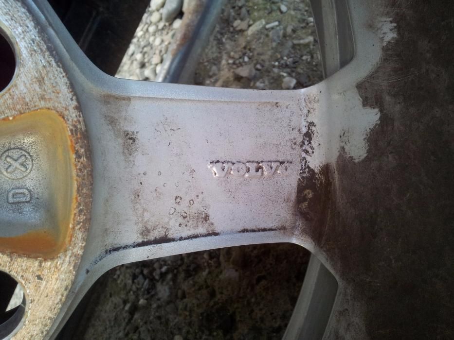 Jante VOLVO V40II S60II V60 S80II V70 C30 S40II V50 C70II R16 Matres