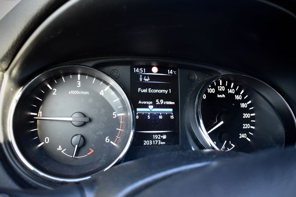 Nissan Qashqai,  1.6 Dci 131cp Lane  Front  Sign  Park