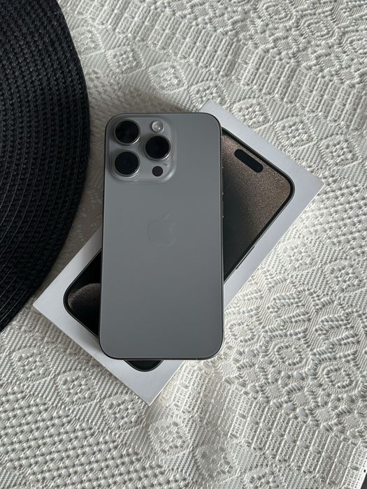 Iphone 15 pro в идеальном состоянии