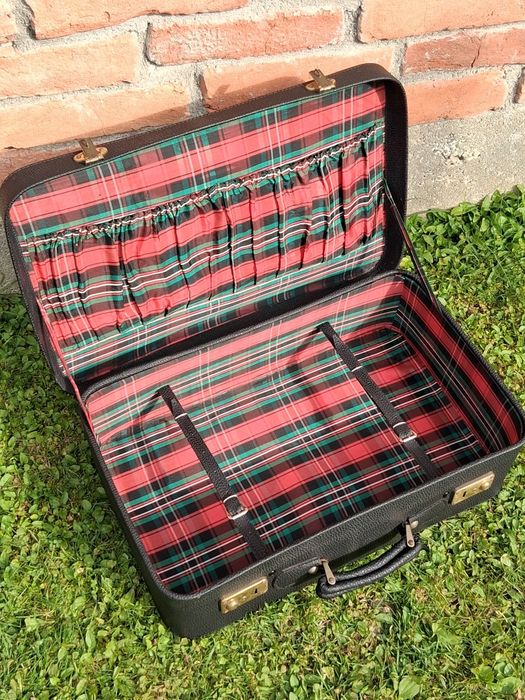 Vand valiza din piele