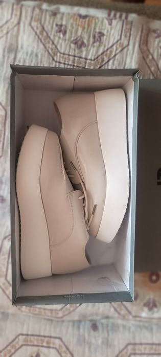 Срочно продам отличный обувь!